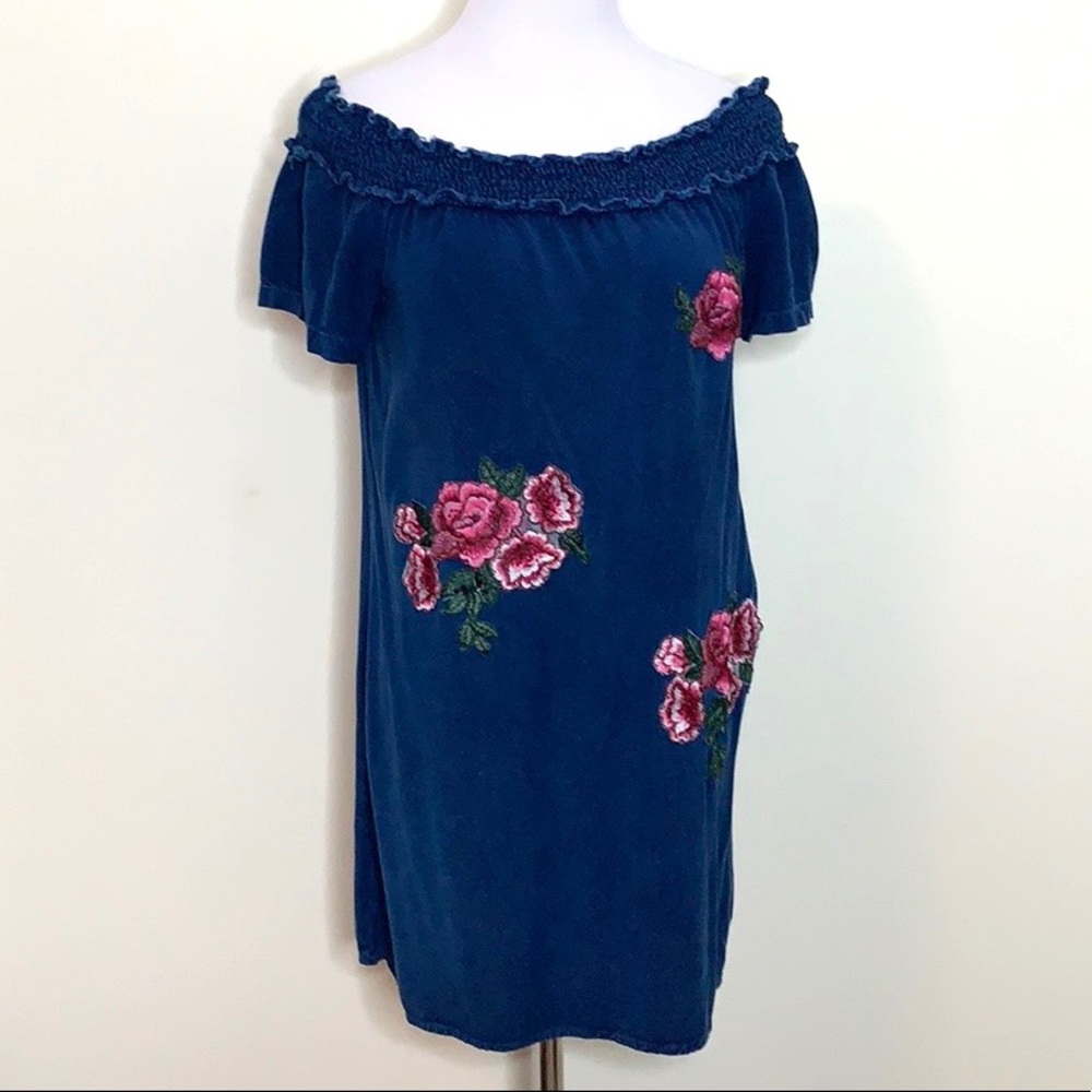 Style Envy Blue off the Shoulder Floral Dress